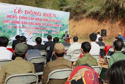 Đóng điện dự án “Cung cấp lưới điện quốc gia cho đồng bào các dân tộc tỉnh Sơn La” 